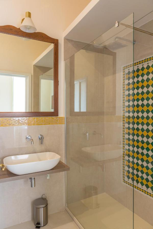 Appartamento Romantica With Balcony Near San Giovanni Roma