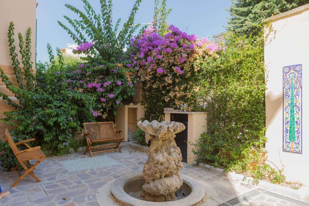 Apartment Romantica With Balcony Near San Giovanni Rom