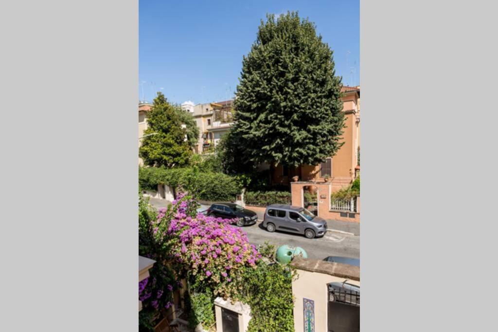 Romantica With Balcony Near San Giovanni Apartment *